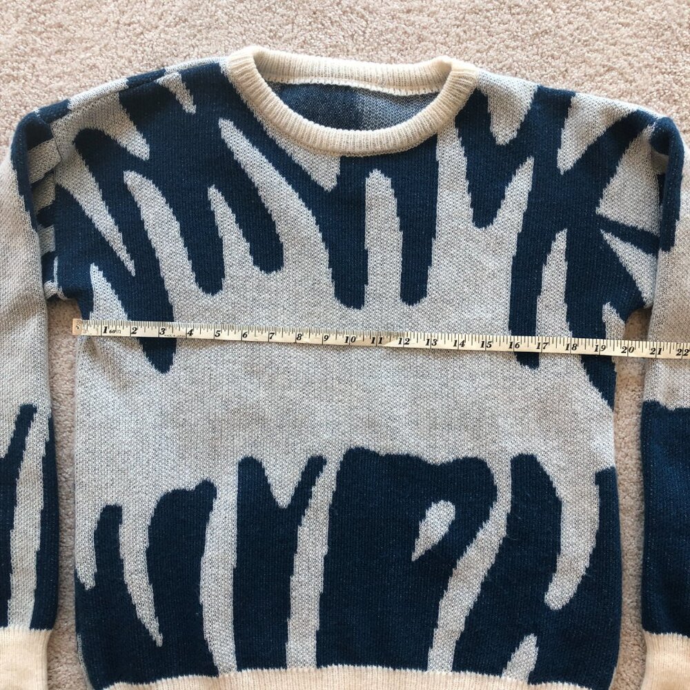 Soft Oversized Blue Long-Sleeve Sweater - Picture 9 of 12